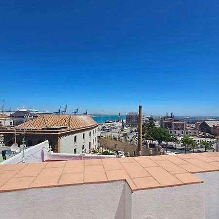 Apartamentos Plaza Santo Domingo Cádiz Exterior photo