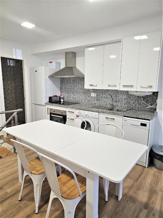 Apartamentos Plaza Santo Domingo Cádiz Exterior photo